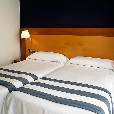 ホテル　エルス　ピンス 3* プラヤ・デアロ