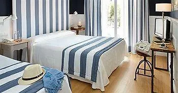 Els Pins Hotel