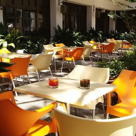 Els Pins Hotel 3*